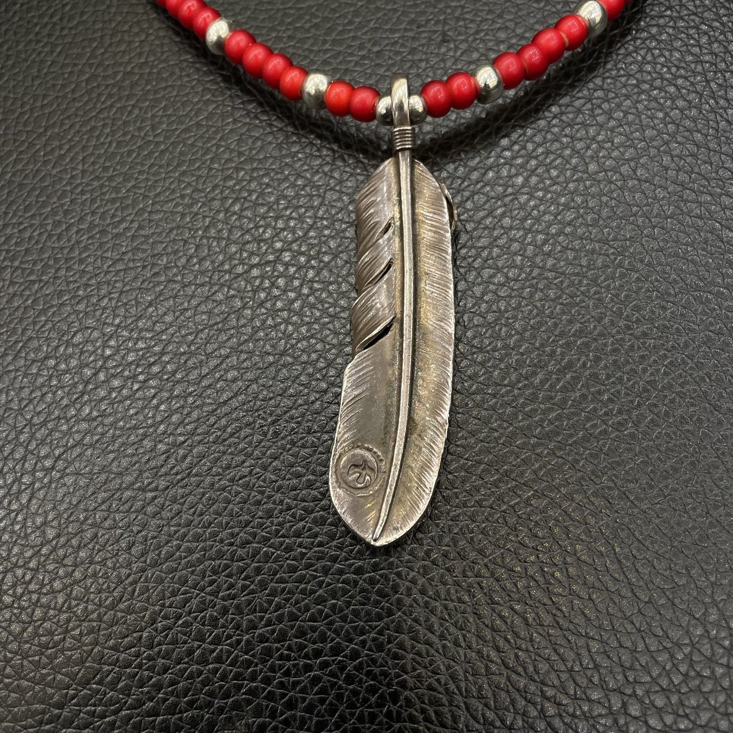 Goros Silver Top Feather (Left) (Xl) & Antique Red Beads Setup