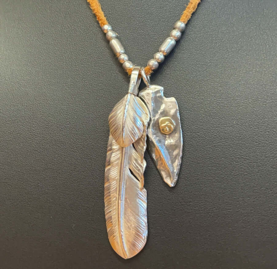 Goros Silver Top Feather & Arrowhead Setup